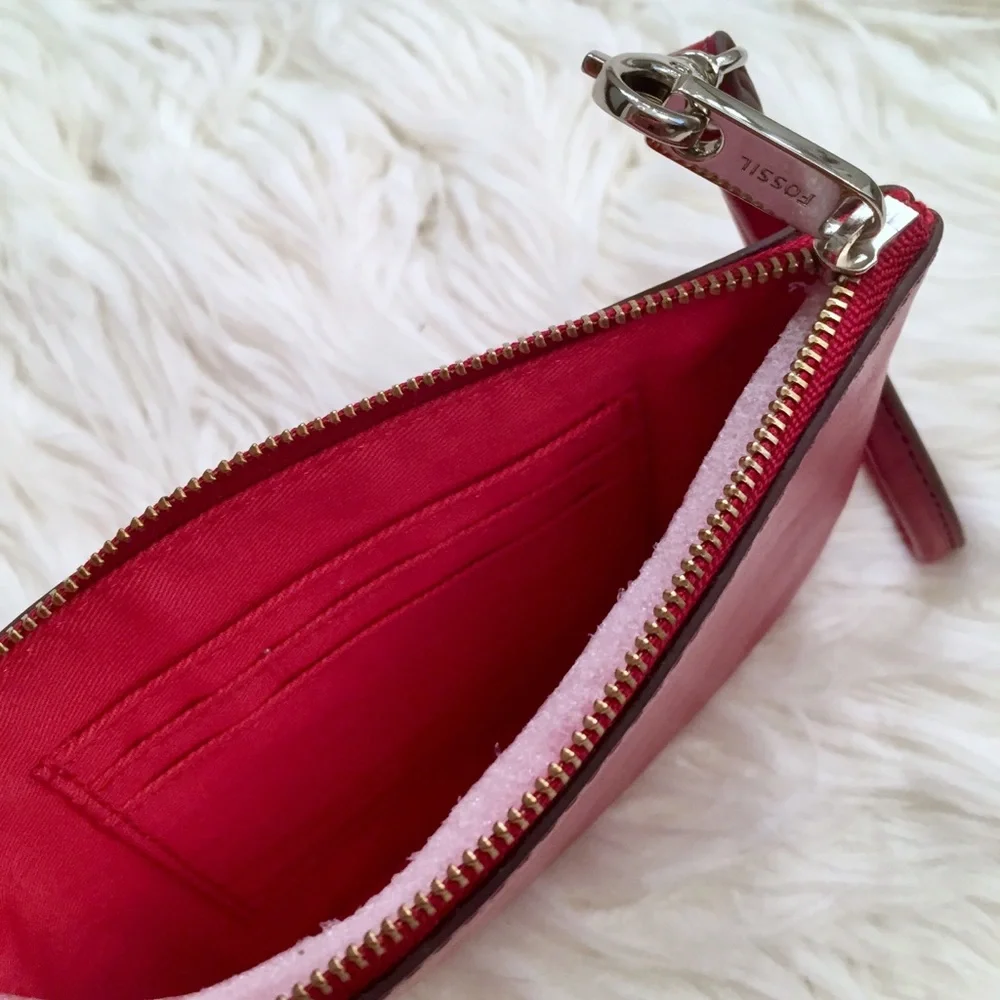 Fossil nwot red